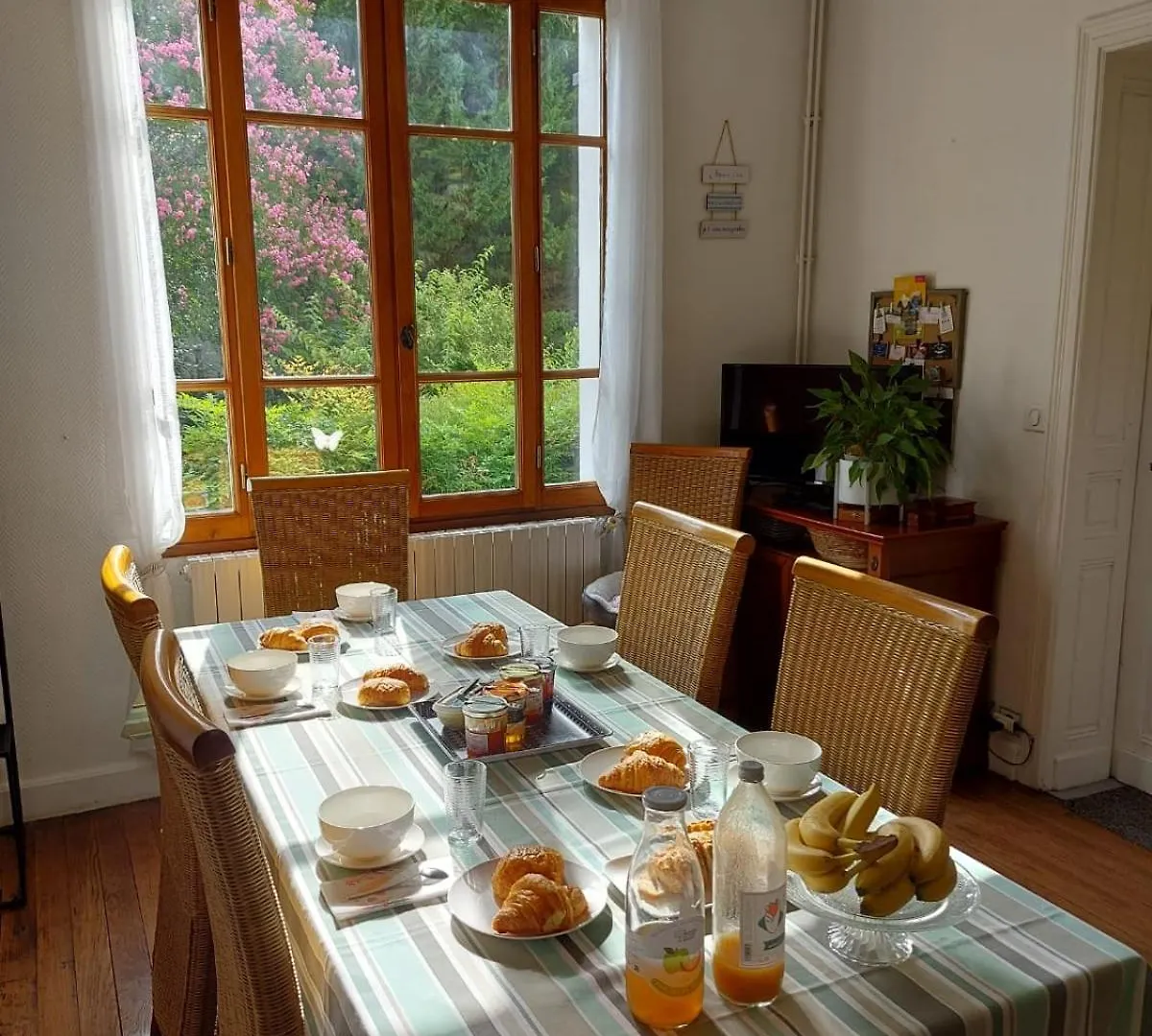 Bed & Breakfast La Tuilerie Bed and Breakfast Barcelonne-du-Gers